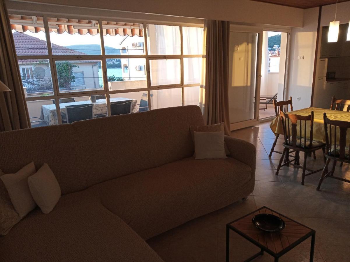 Apartman Mijic Trogir Zewnętrze zdjęcie