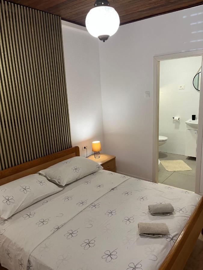 Apartman Mijic Trogir Zewnętrze zdjęcie